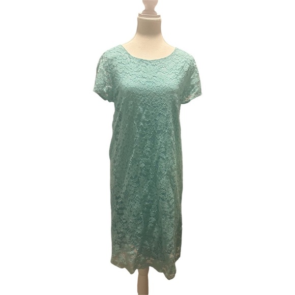 Lace Shift Dress - Mellow Aqua Size Medium - great pre owned condition! - Picture 3 of 6
